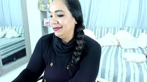 NAILHA SAJANI  online show from 12/04/24, 03:32