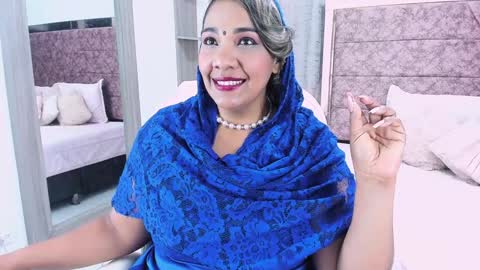 NAILHA SAJANI  online show from 01/31/25, 03:00
