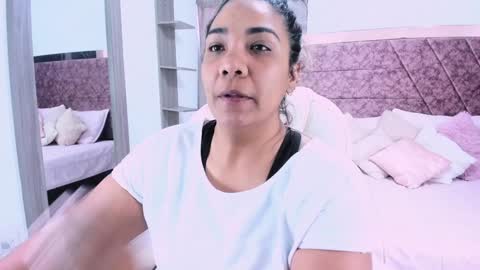 NAILHA SAJANI  online show from 02/05/25, 11:55