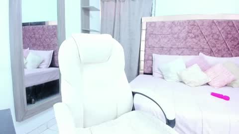 NAILHA SAJANI  online show from 03/11/25, 11:55