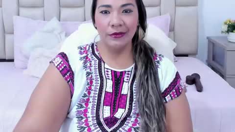 NAILHA SAJANI  online show from 09/08/25, 07:02