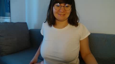 Snapshot of _lalilu_ chatting on 12/07/24, 08:22 _lalilu_ online show from 12/07/24, 08:22