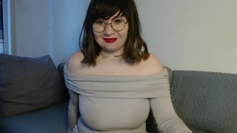 Snapshot of _lalilu_ chatting on 12/26/24, 10:05 _lalilu_ online show from 12/26/24, 10:05