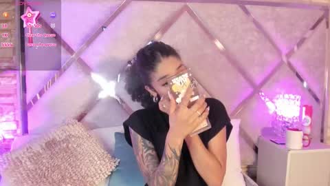 Snapshot of _lanna_jhonson_ chatting on 09/24/25, 03:54 Lanna online show from 09/24/25, 03:54