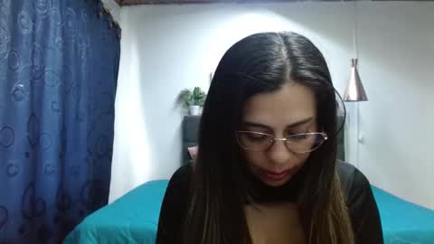 paulina  online show from 12/27/24, 07:46