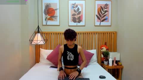 Snapshot of _lemmon_ chatting on 01/09/25, 02:40  L E M M O N  online show from 01/09/25, 02:40