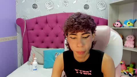 Snapshot of _lemmon_ chatting on 01/10/25, 05:02  L E M M O N  online show from 01/10/25, 05:02