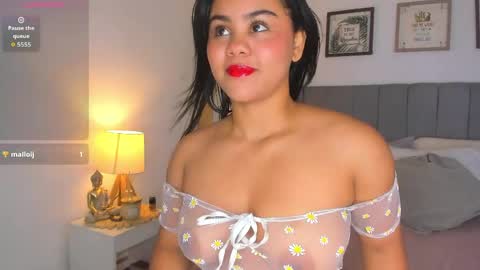 Snapshot of _liastuart1 chatting on 04/25/26, 01:25 Lia 3 online show from 04/25/26, 01:25