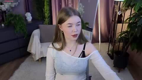 _liilcrystal_ online show from 06/26/26, 07:07