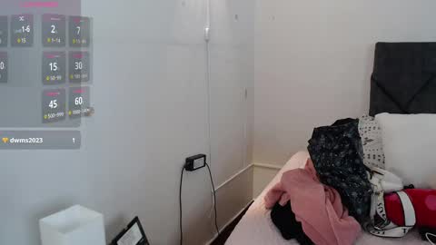 Lili  online show from 02/10/25, 08:42