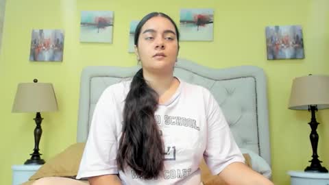 lily  online show from 12/05/25, 08:05