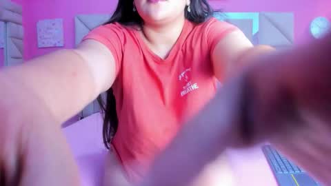 lily  online show from 12/15/25, 05:39