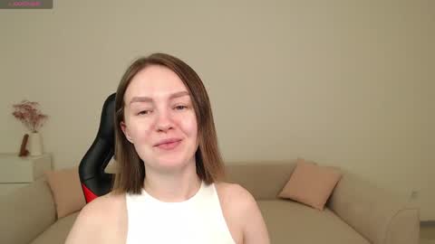 Snapshot of _little_sunshine_ chatting on 04/04/26, 06:27 My name is lina Lush is activePrivate is Open online show from 04/04/26, 06:27