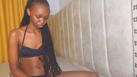 Littlevenus online show from 11/03/25, 12:24