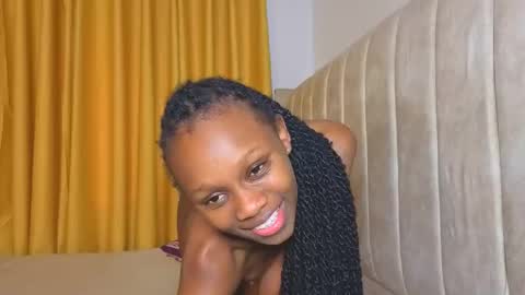 Littlevenus online show from 11/07/25, 12:05