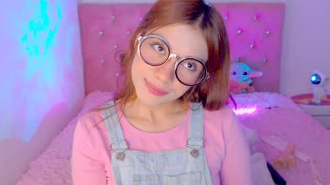 Sofia 3 online show from 12/19/24, 02:56