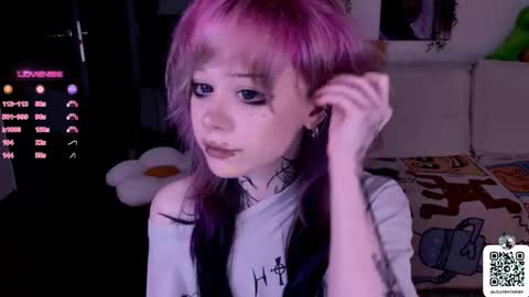 Lolly online show from 10/13/25, 01:00