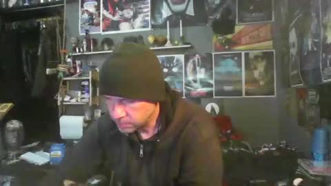 That guy online show from 11/12/25, 07:03