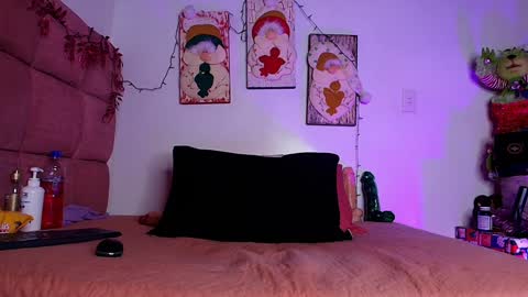 Lorrayne online show from 12/21/24, 12:27