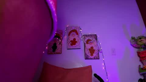 Lorrayne online show from 12/26/24, 06:12
