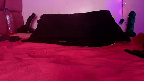 Lorrayne online show from 01/08/25, 05:59