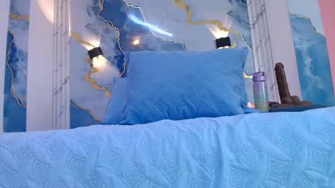 Lorrayne online show from 09/26/25, 12:20