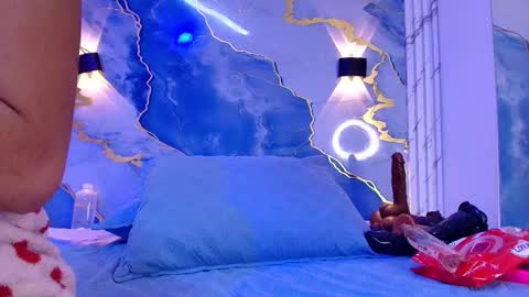 Lorrayne online show from 10/27/25, 12:09