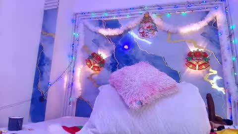 Lorrayne online show from 12/15/25, 12:09