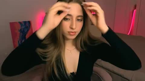 Snapshot of _loveliness_ chatting on 10/20/25, 02:50 Amanda mandy online show from 10/20/25, 02:50