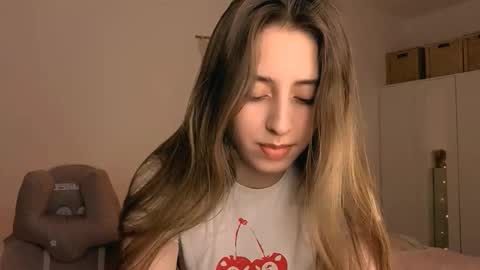 Snapshot of _loveliness_ chatting on 02/07/26, 02:54 Amanda mandy online show from 02/07/26, 02:54