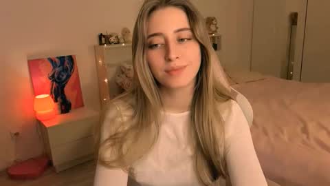 Snapshot of _loveliness_ chatting on 03/21/26, 02:53 Amanda mandy online show from 03/21/26, 02:53