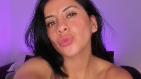   online show from 11/25/25, 01:49