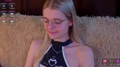 Monica online show from 11/17/25, 07:30