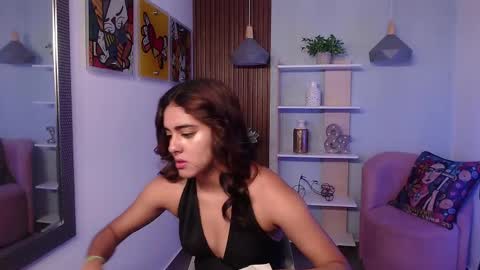 Lucy online show from 05/19/26, 11:05