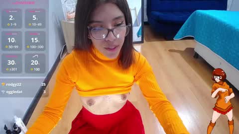 Lucy  online show from 01/18/25, 03:42