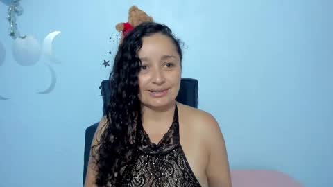  luna  sweet  online show from 09/09/25, 03:06