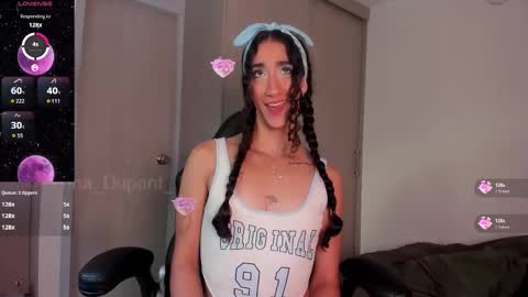 Snapshot of _luna_dupont_ chatting on 11/22/25, 02:49 Luna online show from 11/22/25, 02:49