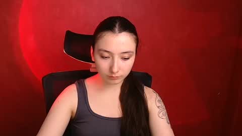 Luna online show from 09/24/25, 11:35