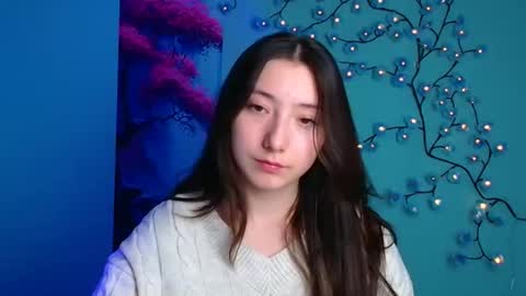 Luna online show from 10/20/25, 05:19