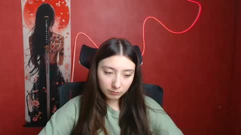 Luna online show from 10/25/25, 05:48