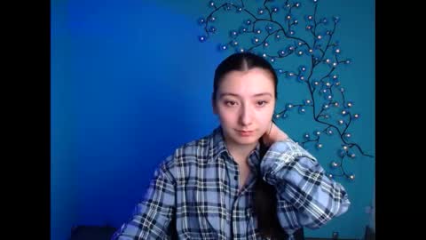 Luna online show from 10/26/25, 06:19