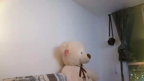 _lunaa__ online show from 01/06/25, 12:16