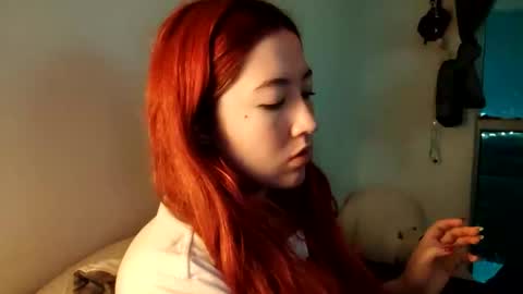 _lunaa__ online show from 02/10/25, 04:08