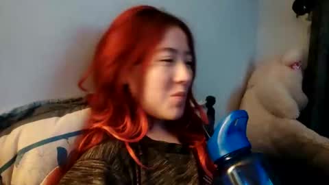 _lunaa__ online show from 02/12/25, 07:44