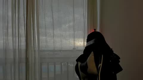 _lunaa__ online show from 02/22/25, 10:42