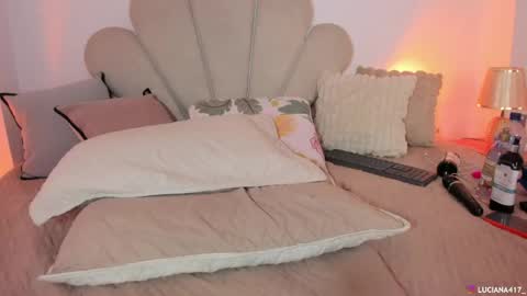 Snapshot of _luuciana_ chatting on 05/16/26, 10:36 _luuciana_ online show from 05/16/26, 10:36