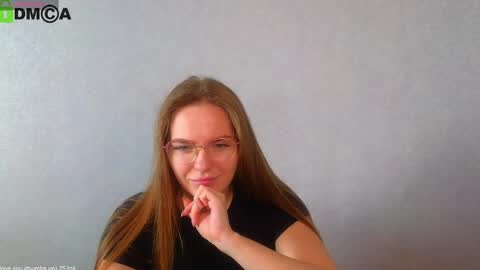 Welcome guys  Pleasure to see you all here  My name is Lysafeta and MichaelaTip menu is active Private is open  online show from 02/19/25, 09:28