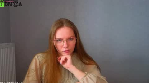 Welcome guys  Pleasure to see you all here  My name is Lysafeta and MichaelaTip menu is active Private is open  online show from 02/26/25, 10:04