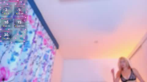 Snapshot of _lyuhasvart_ chatting on 10/27/25, 11:58    online show from 10/27/25, 11:58