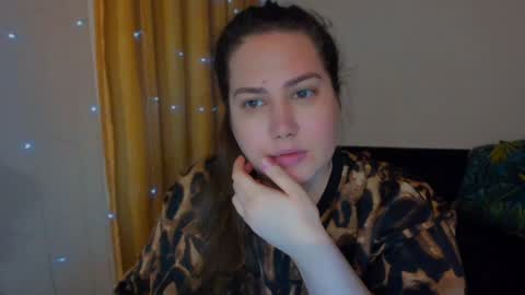 Snapshot of _madalexa_ chatting on 12/24/24, 09:55 Alexa online show from 12/24/24, 09:55